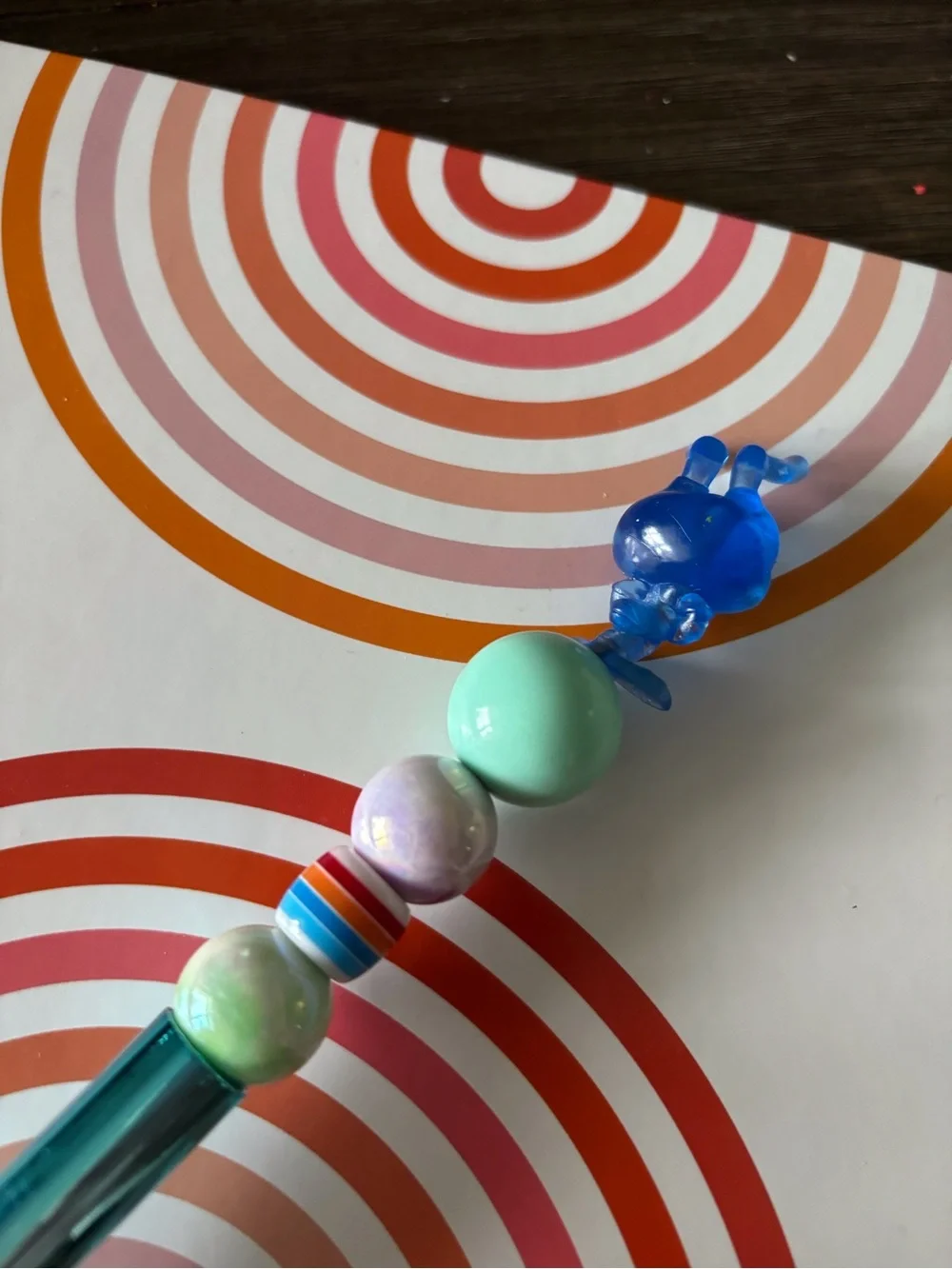Disney Doorables: A Bug's Life: Glitter Flik handmade beaded pen